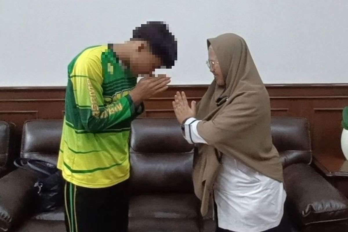 Gubernur Banten Aktifkan Kembali Dini Fitri sebagai Kepala SMAN 1 Cimarga Usai Insiden Siswa