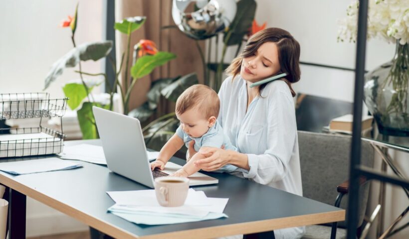 Working Mom Rentan Depresi dan Burnout