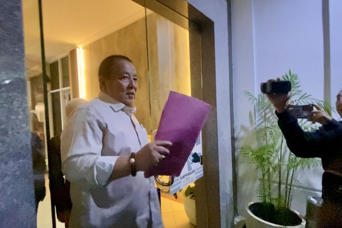Mantan Gubernur Lampung Diperiksa 7 Jam Terkait Dugaan Korupsi Komisi Migas Rp 38,5 Miliar