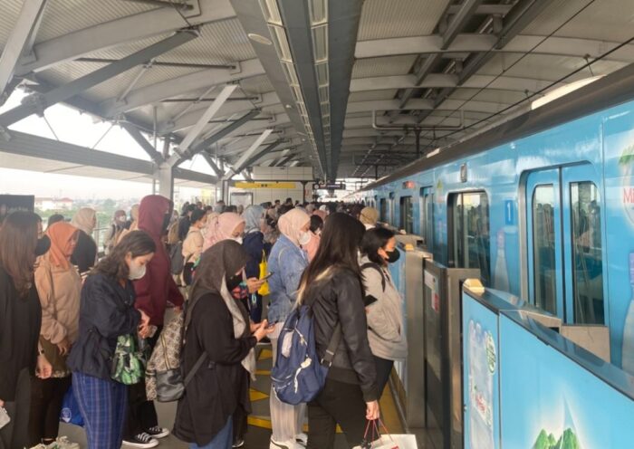 MRT, LRT, dan Transjakarta Siap Dukung Car Free Night 2025 dengan Perpanjangan Jam Operasi