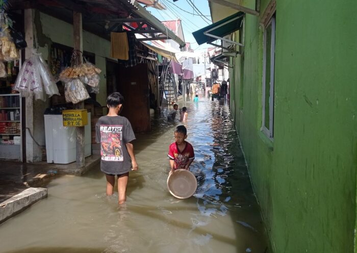 Banjir Rob Rendam 19 RT dan Dua Ruas Jalan di Jakarta Utara dan Kepulauan Seribu