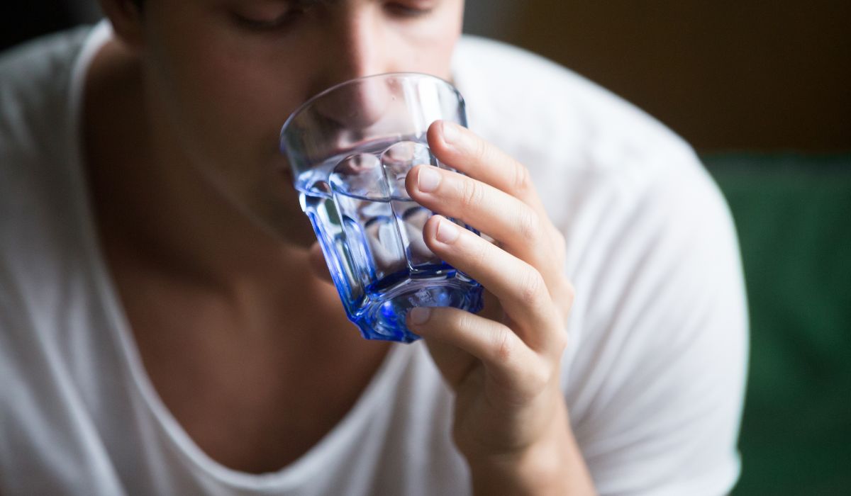 Dehidrasi Artinya: Lebih Dari Sekadar Haus Biasa