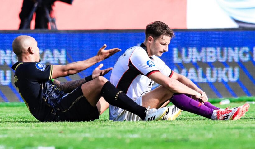 Persik Kediri Dibantai Malut United 0-4, Pelatih Marcos Reina Soroti Kartu Merah