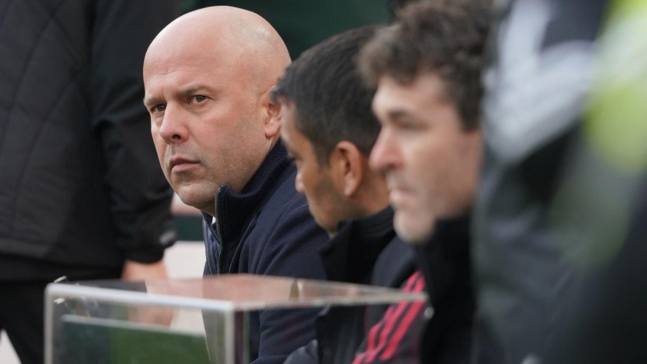 Gelar Liga Champions Jadi ‘Jalur Selamat’ Terakhir bagi Arne Slot di Liverpool?