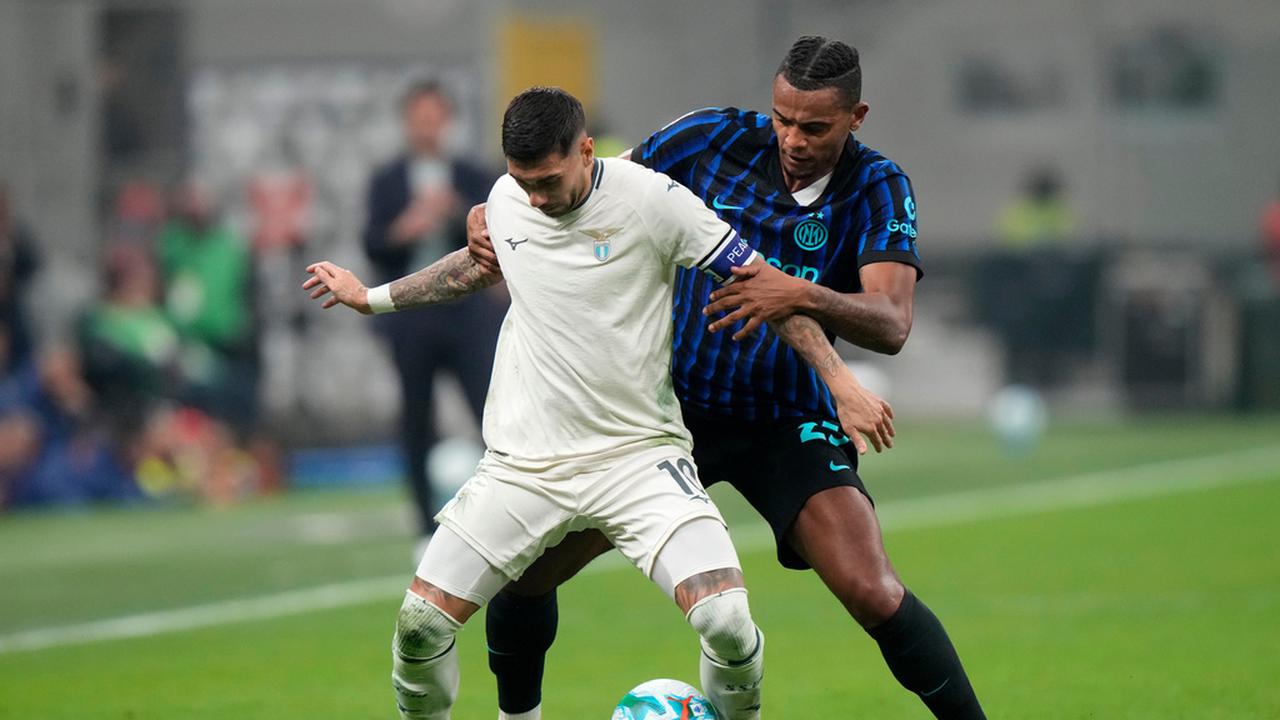Inter Milan Segera Patenkan Akanji, Opsi Beli 15 Juta Euro Akan Dieksekusi