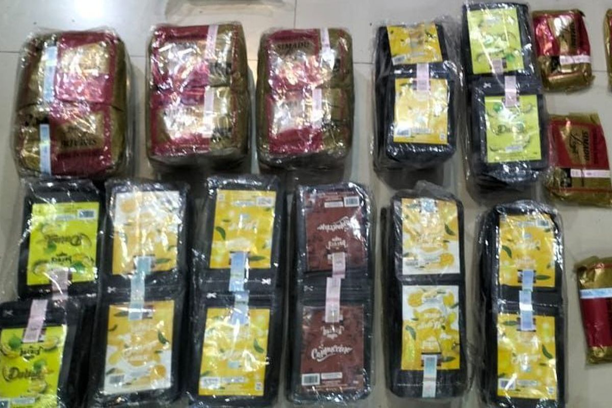 BNN Bongkar Pabrik Tembakau Sintetis di Perumahan Tangerang, 3 Tersangka Ditangkap