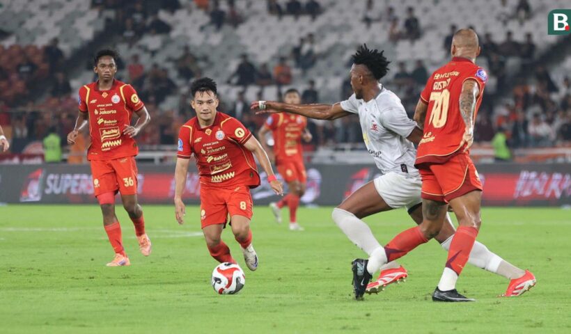 Dualitas Tugas Berat Herdman: Intip Pemain di GBK, Pacu Regenerasi Jelang FIFA Series