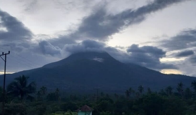 Badan Geologi Peringatkan Pergerakan Magma Masih Tinggi, Lewotobi Laki-Laki Berstatus Awas