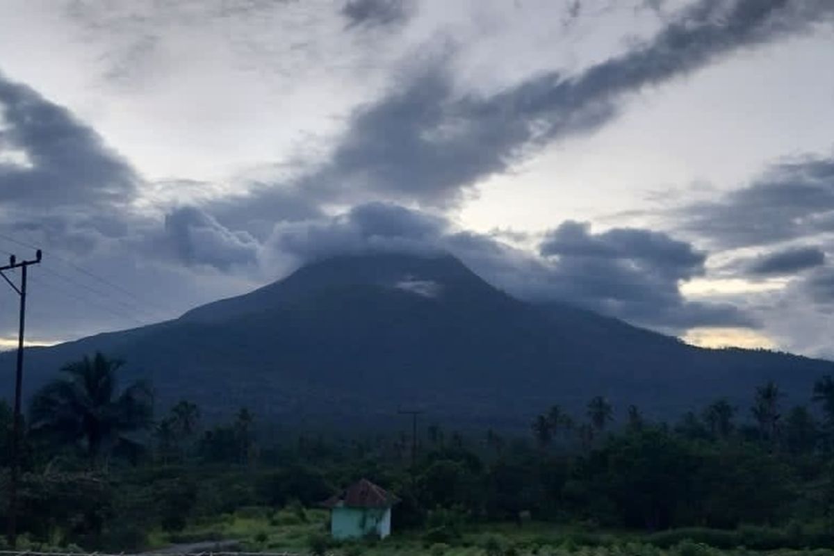Badan Geologi Peringatkan Pergerakan Magma Masih Tinggi, Lewotobi Laki-Laki Berstatus Awas