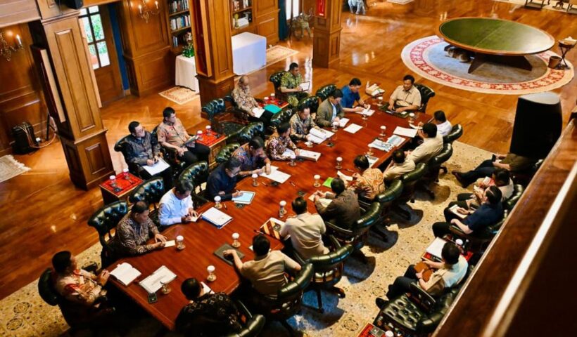 Presiden Prabowo Gelar Retret Kabinet di Hambalang, Bahas Pemulihan Bencana dan Evaluasi Program MBG