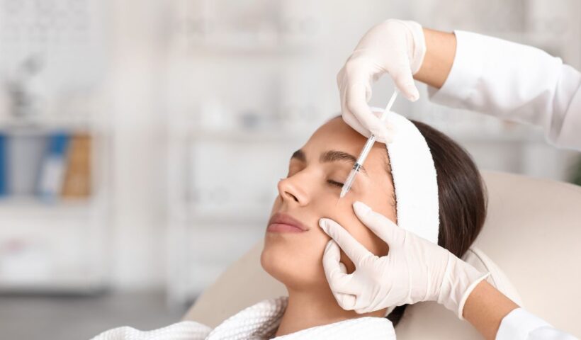 Filler Wajah: Apakah Aman? Mengupas Risiko, Manfaat, dan Fakta yang Perlu Diketahui