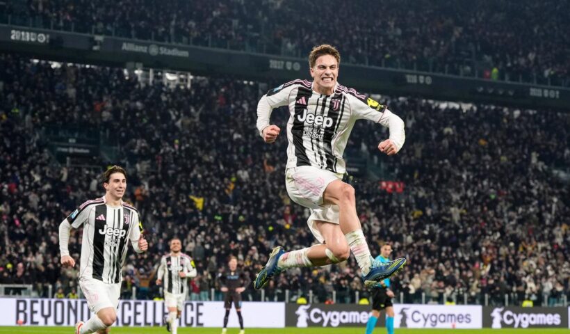 Siap Hadapi "Neraka" Istanbul, Juventus Andalkan McKennie di Lini Depan