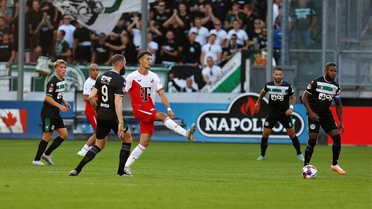 Gelandang Muda Belanda, Ivar Jenner, Bersiap Hijrah ke BRI Super League?