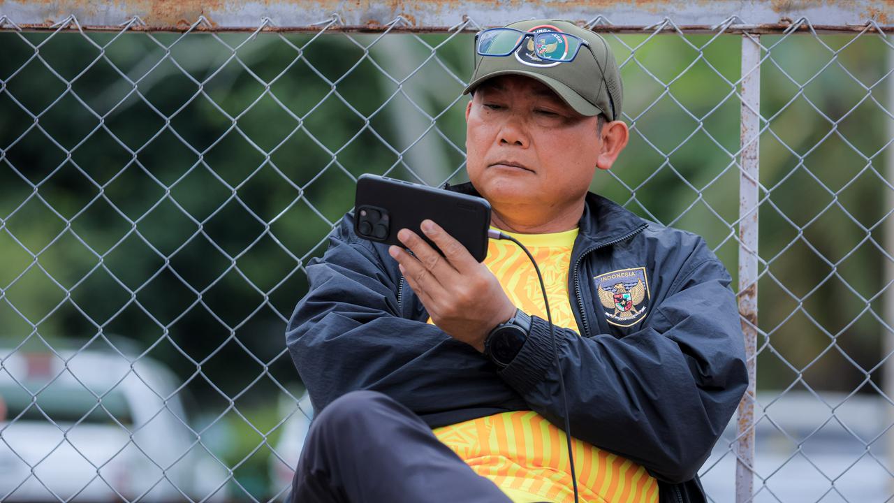 FIFA Jatuhkan Sanksi Berat ke Eks Manajer Timnas Indonesia