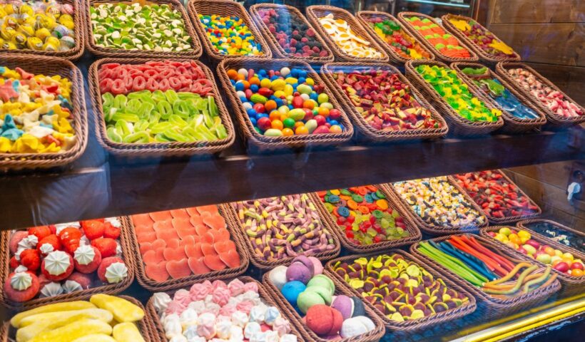 Cara Membedakan Pewarna Alami dan Buatan pada Makanan dengan Mudah