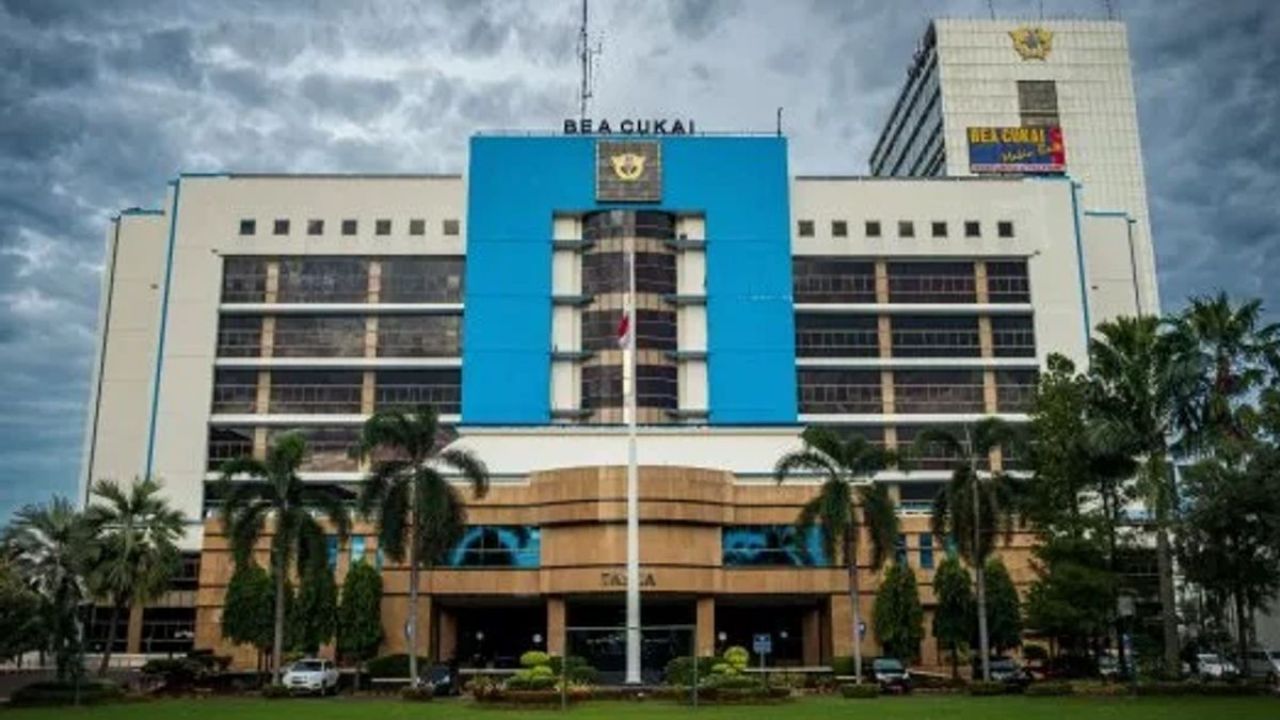 Direktorat Jenderal Bea dan Cukai Dipanggil KPK, Pengawasan Impor Jadi Sorotan