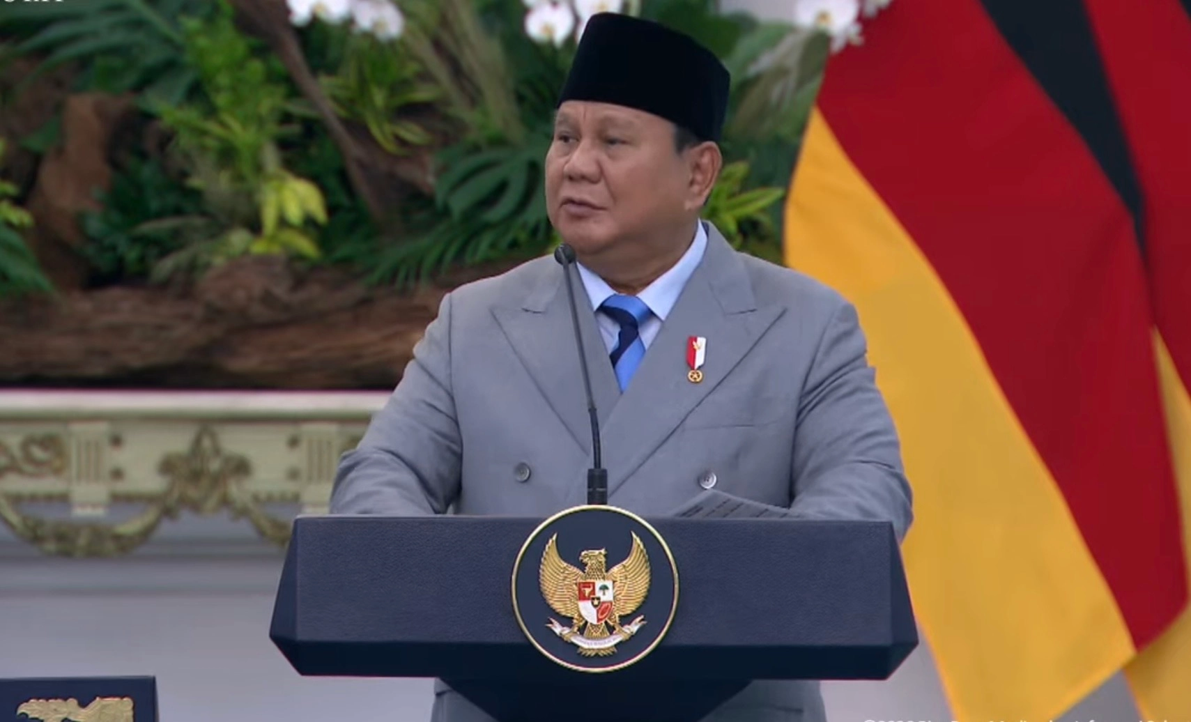 Rahasia di Balik Gaji Guru yang Tak Kunjung Naik: Prabowo Ungkap Angka yang Mengejutkan