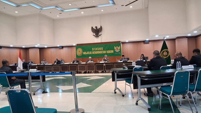 Eks Ketua Pengadilan Negeri Kudus Kehilangan Jabatan, Terbukti Gelapkan Dana Lelang Rp2 Miliar