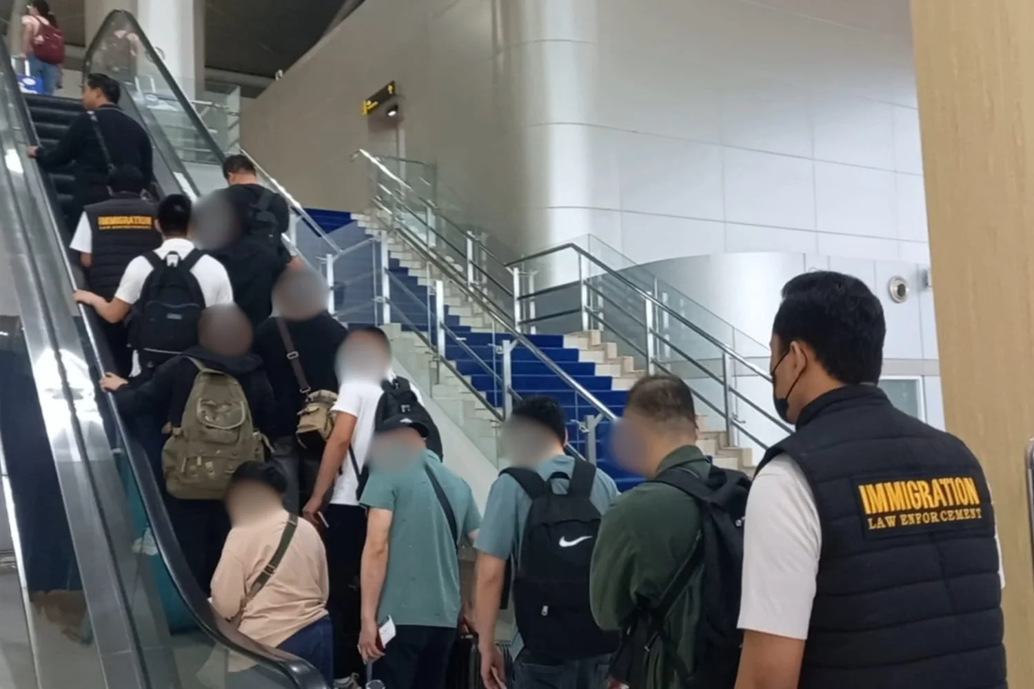Langgar Aturan Izin Tinggal, Sepuluh Warga Negara China Dipulangkan Setelah Bekerja di Proyek Jakarta Utara