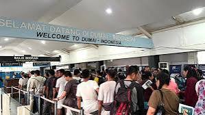 Ratusan PMI Bermasalah dari Malaysia Kembali ke Indonesia, Pemerintah Pastikan Proses Pemulangan Berjalan Aman