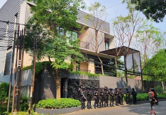 KPK Dalami Kasus Eks Wamen Imigrasi, Kantor Imigrasi Jakarta Selatan Digeledah untuk Cari Bukti