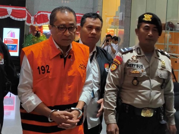 KPK Tahan Eks Kakanwil Pajak Muhammad Haniv dalam Kasus Dugaan Gratifikasi Rp20,7 Miliar