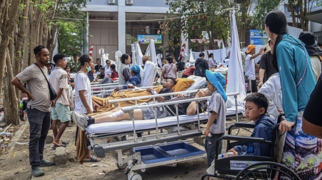 Korban Gempa NTT Tembus 70 Jiwa, Lebih dari 40 Ribu Warga Terpaksa Mengungsi